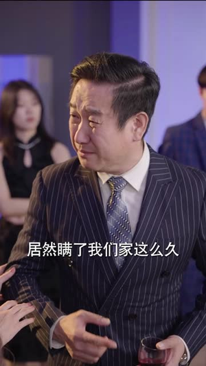我被双胞胎美女抢着结婚（84集）短剧全集更精彩