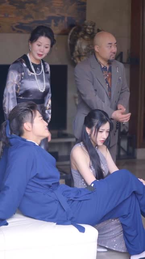 完蛋所有人都以为我是绝世高手（62集）热门短剧大全