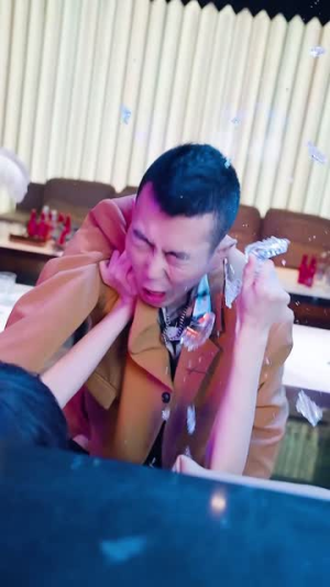 女扮男装后总裁念念不忘（83集）一共多少集