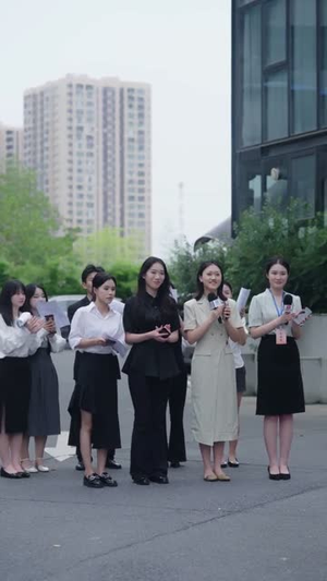 七年错付:AI教父重启人生 (62集)  七年错付:AI教父重启人生 (62集) 精彩短剧来了