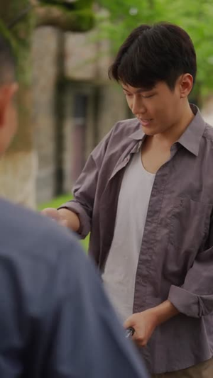 手握剧本变成七零基建王(71集) 手握剧本变成七零基建王(71集)每天短剧分享