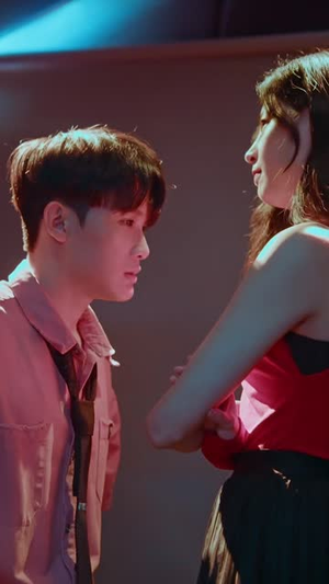 黑白原来是真的（101集）短剧热播中