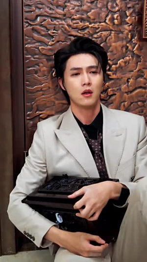 看飞絮吹乱烟雨（60集）短剧精彩推荐