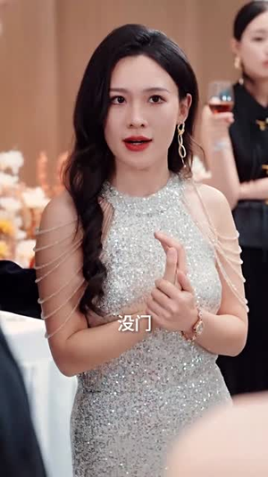 荆棘玫瑰,以身入局(70集) 荆棘玫瑰,以身入局(70集)短剧追不停