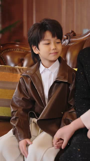 子凭母贵，律师妈咪超给力（65集）独家内容免费看