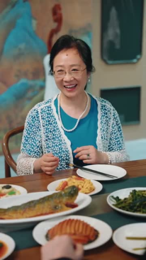 报告总裁！夫人腹肌有八块（80集）精彩短剧热播